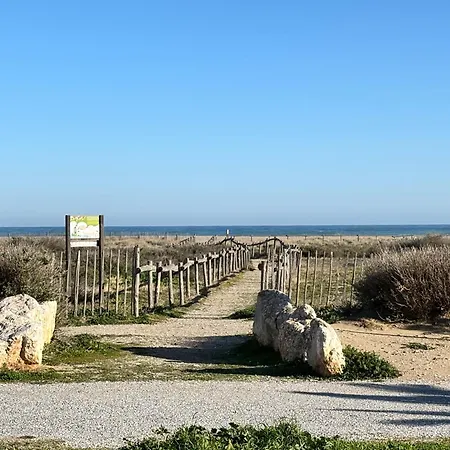 Secteur Village Rez-de-chaussee Avec Terrasse Et Parking 50m * Le Barcarès