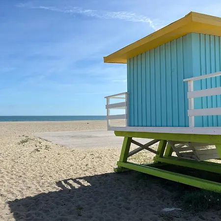 T2 cosy avec terrasse et parking en RDC 50m mer Barcares village *